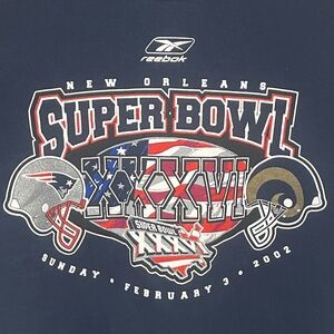Vintage Super super bowl crewneck Patriots versus Rams, 2002